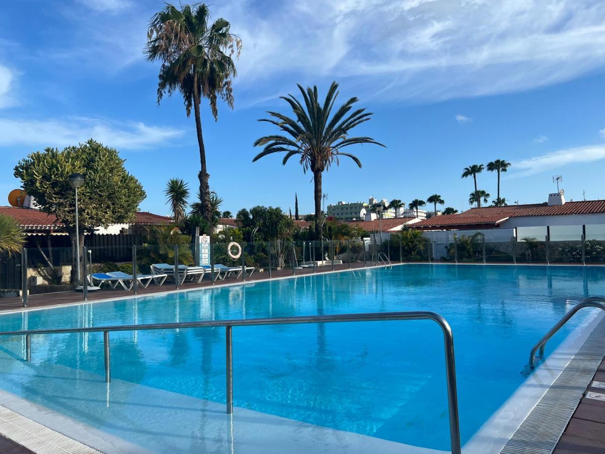 Agradable Bungalow Con Piscina Playa del Inglés Kültér fotó